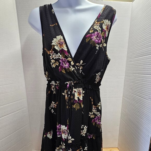 Speechless Dresses & Skirts - NWT Speechless Dress, Size Small, Black Floral Pattern